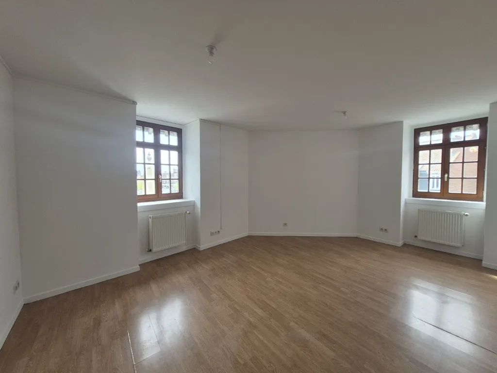 Pièces - Appartement T4 Lumineux en Centre-Ville