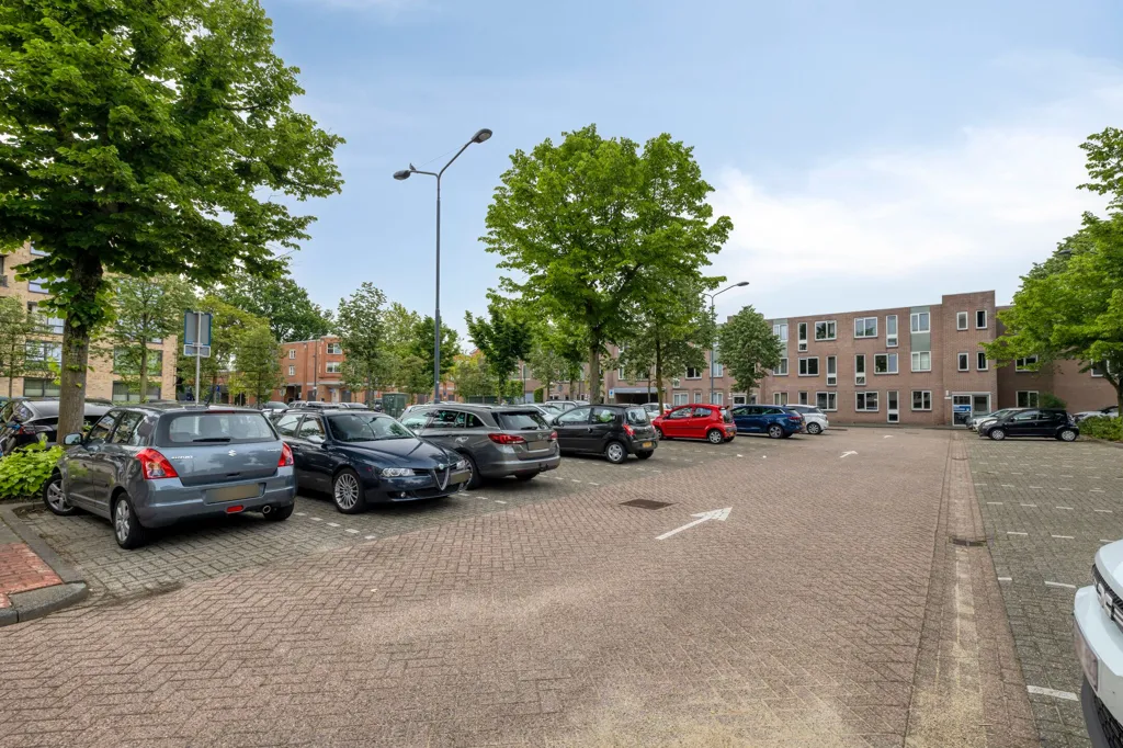 Välivaade - Modern Flat with Balcony in Oosterhout Centre