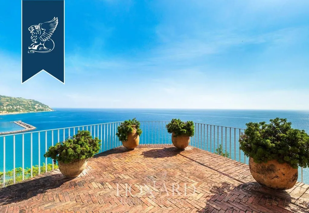 Terrasse - Luxury Villa with Sea View in Bordighera