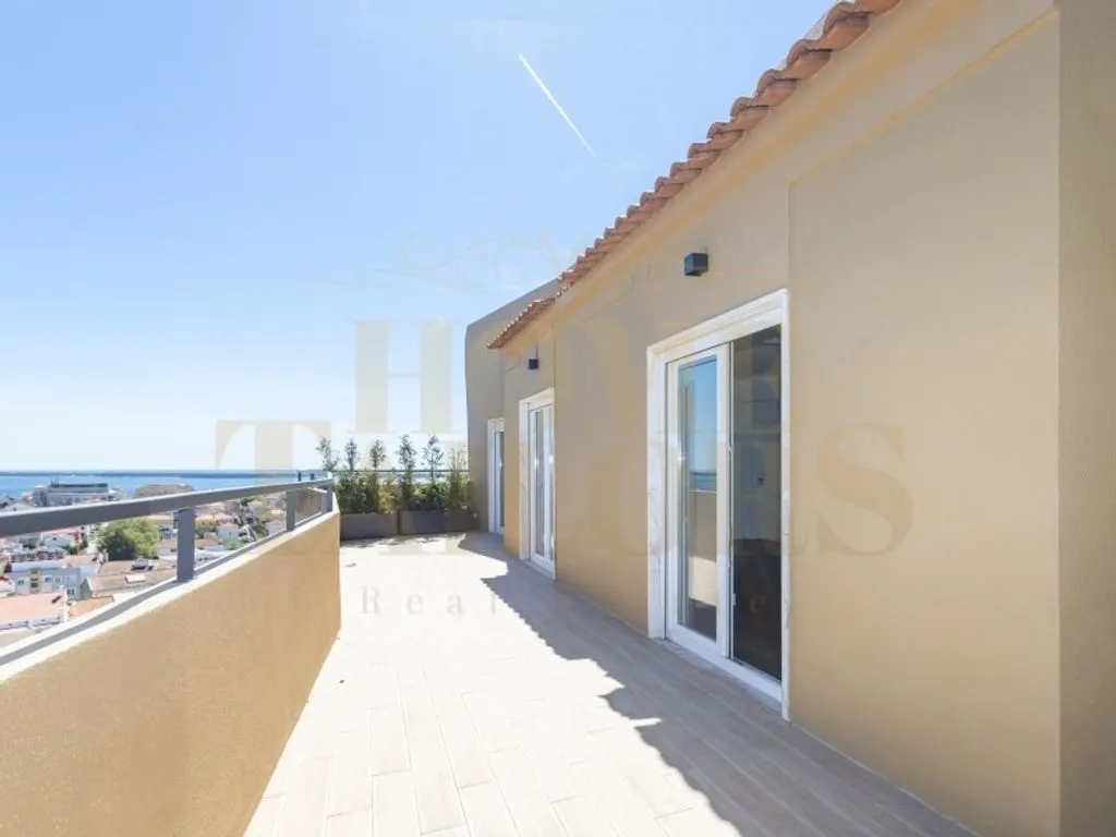 Balcone - Luxury Flat with Panoramic View in Setúbal