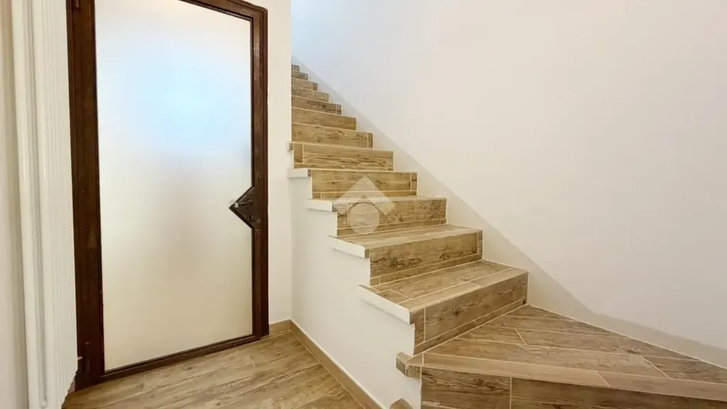 Pièces - Independent House with Garden in Prato