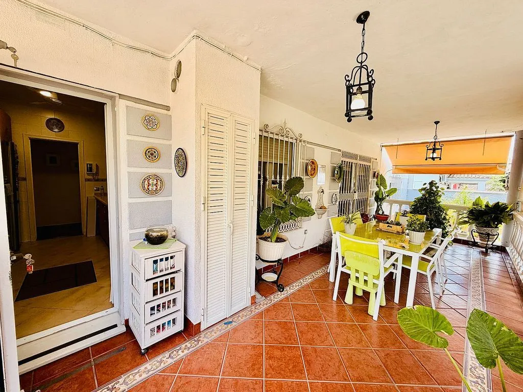 Terrasse - Single-Storey Chalet with Terrace in Montequinto