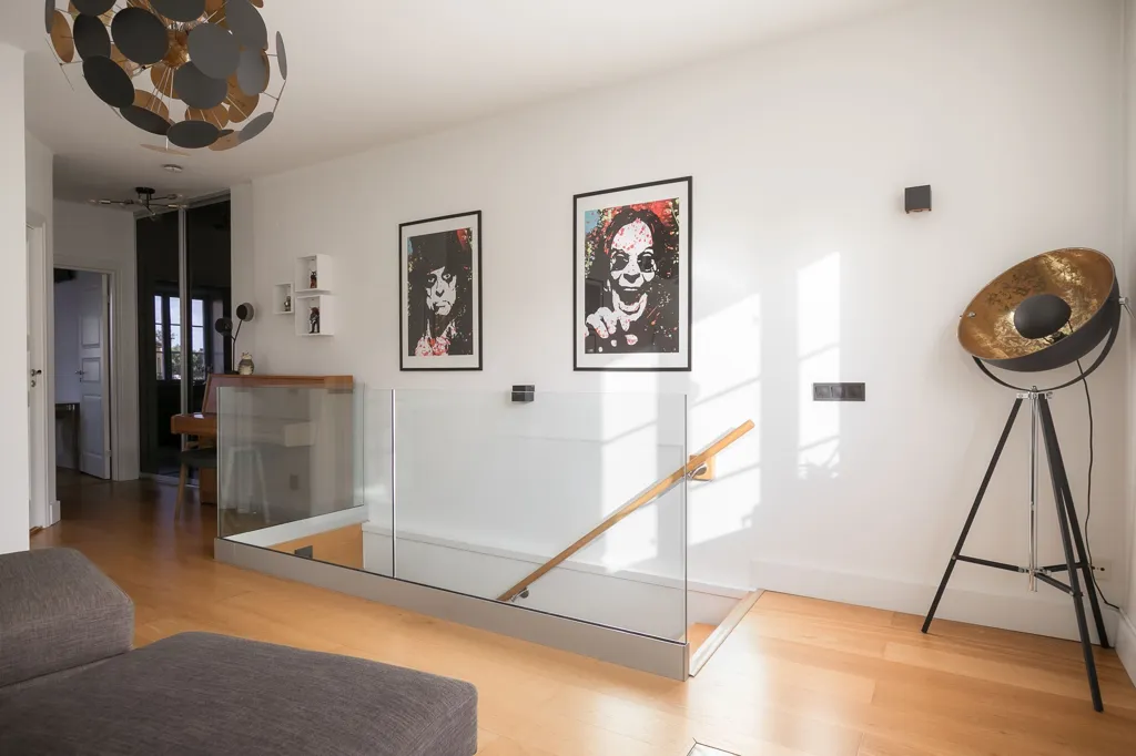 Séjour - Turn-of-the-Century Apartment with High Ceilings in Söder