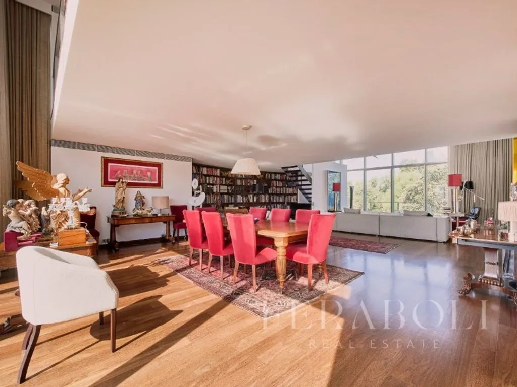 Salle à manger - Luxury Duplex with River Views in Estrela, Lisbon