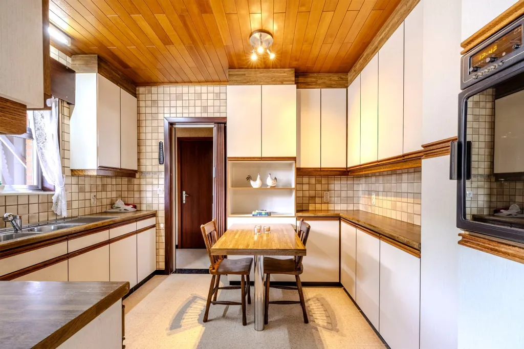Cuisine - Maison à Renover avec Jardin et Terrasse à Putte