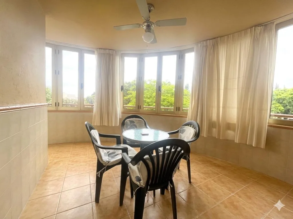 Salle à manger - Flat with Terrace in La Carihuela, Torremolinos