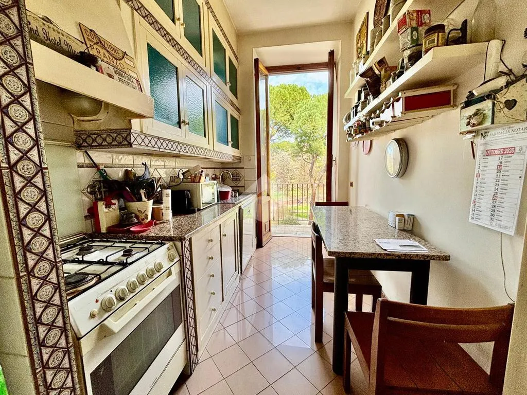 Köök - Spacious Apartment with Balcony in Florence