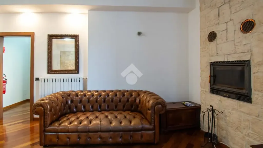 Séjour - Two-Level Apartment with Balcony in Manerba del Garda