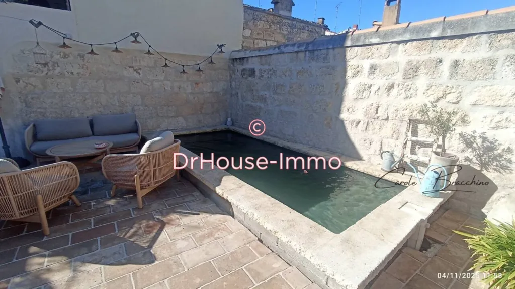 Aed - Charming 3-Bedroom House with Pool in Aigues-Mortes