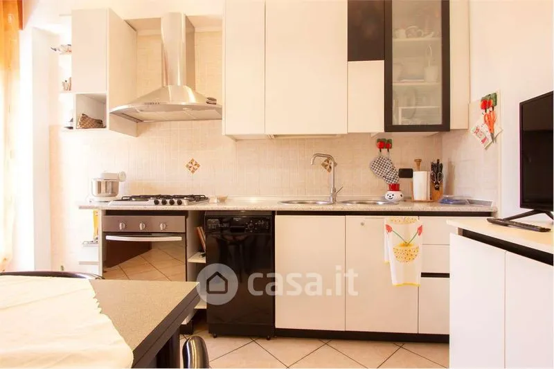 Köök - Modern Apartment with Balcony in Bovisio-Masciago
