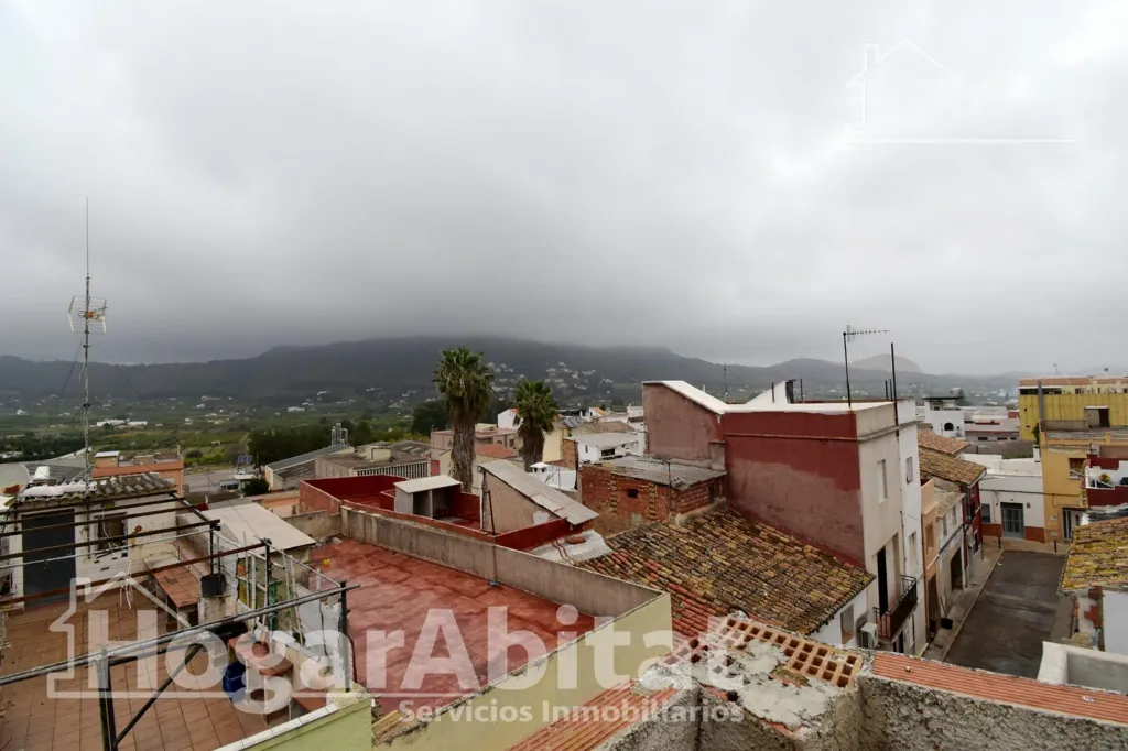 Terrasse - House with Terrace in Pego