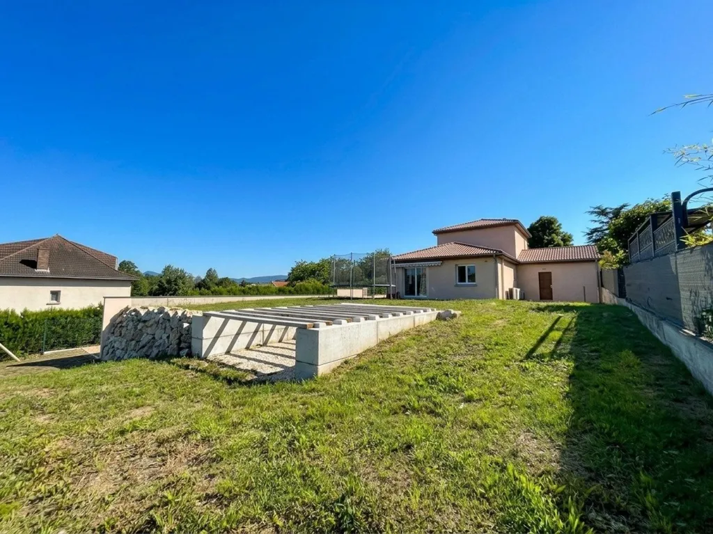 Maison 5 pièces à BEAUREGARD-L'EVEQUE