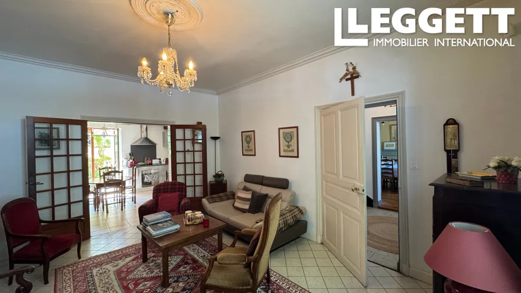 Elutuba - Restored Riverside Home in Loire Valley