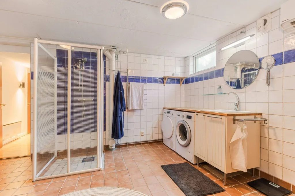 7-toaline maja asukohas Strängnäs kommun