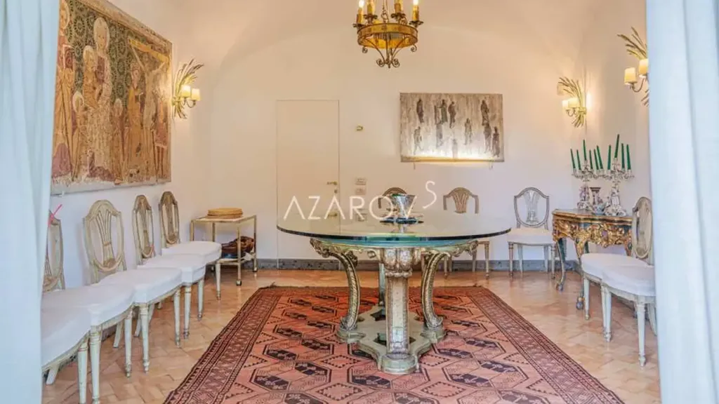 Söögituba - Historic Villa with Pool in Grottaferrata