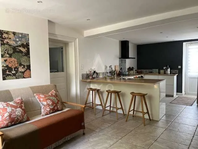 Cuisine - Maison 7 pièces à Rouillac