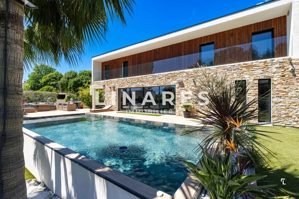 Piscine - Villa Contemporaine avec Piscine à Château-Gombert