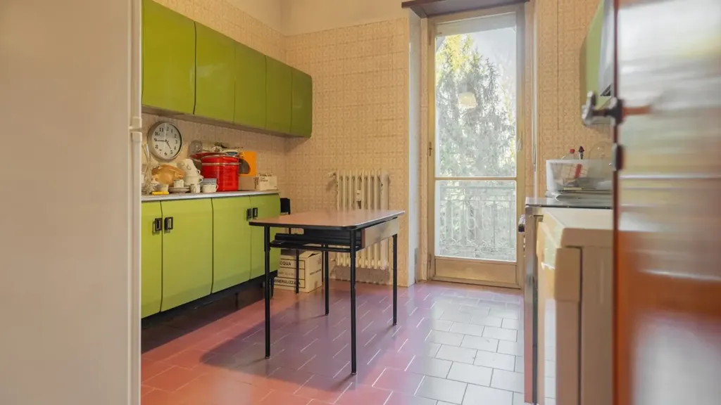 Cuisine - Penthouse with Terraces in Torino's Crimea