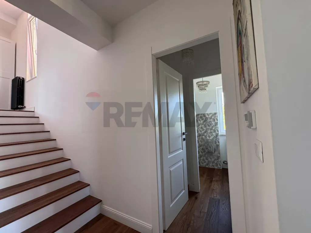 Pièces - Semi-detached Villa with Terrace in Campobasso