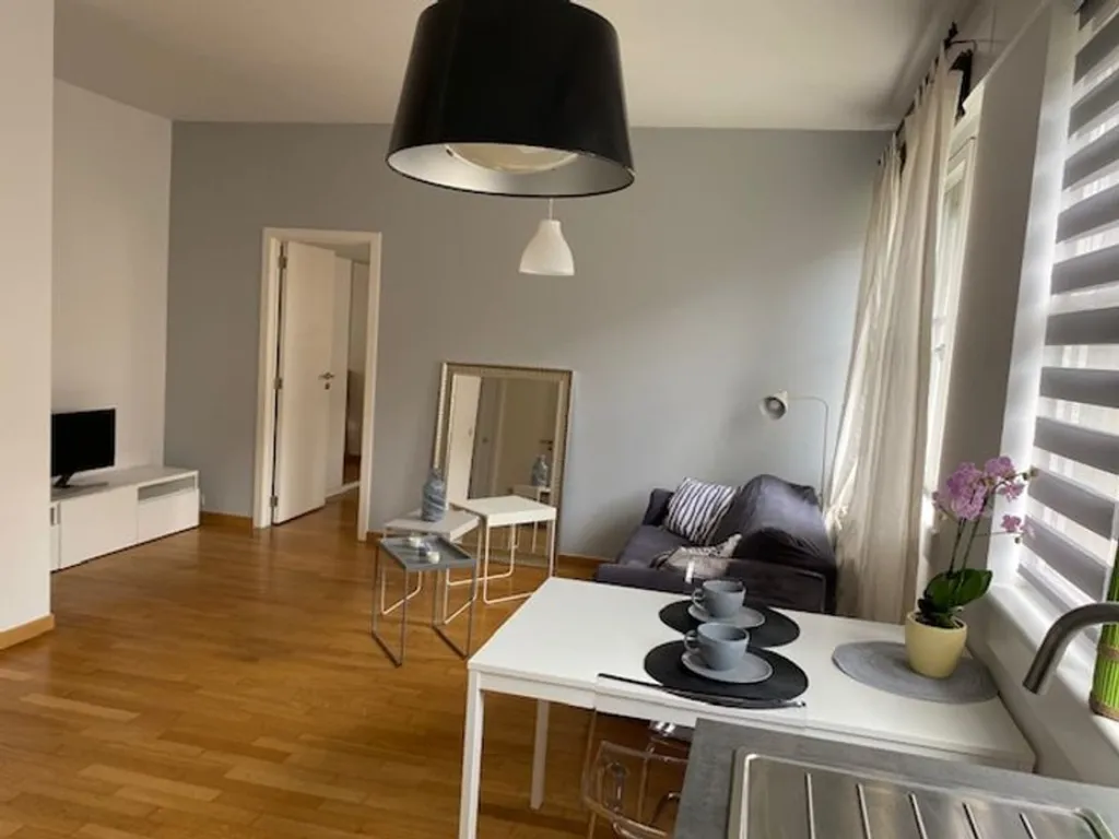 Living Room - Furnished Apartment with Parking in Saint-Lambert