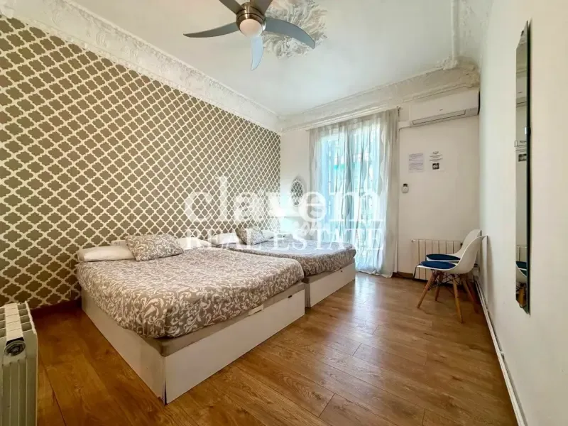Magamistoad - Characterful Apartment with Balcony in L'Esquerra de l'Eixample