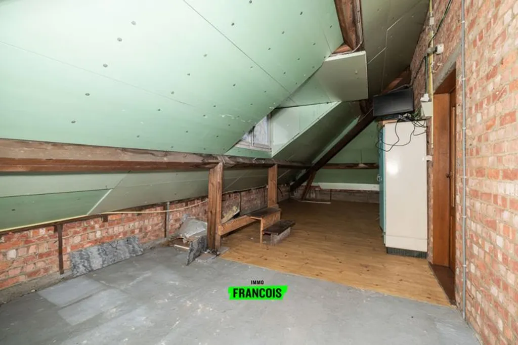 Toad - Warehouse with House in Halle