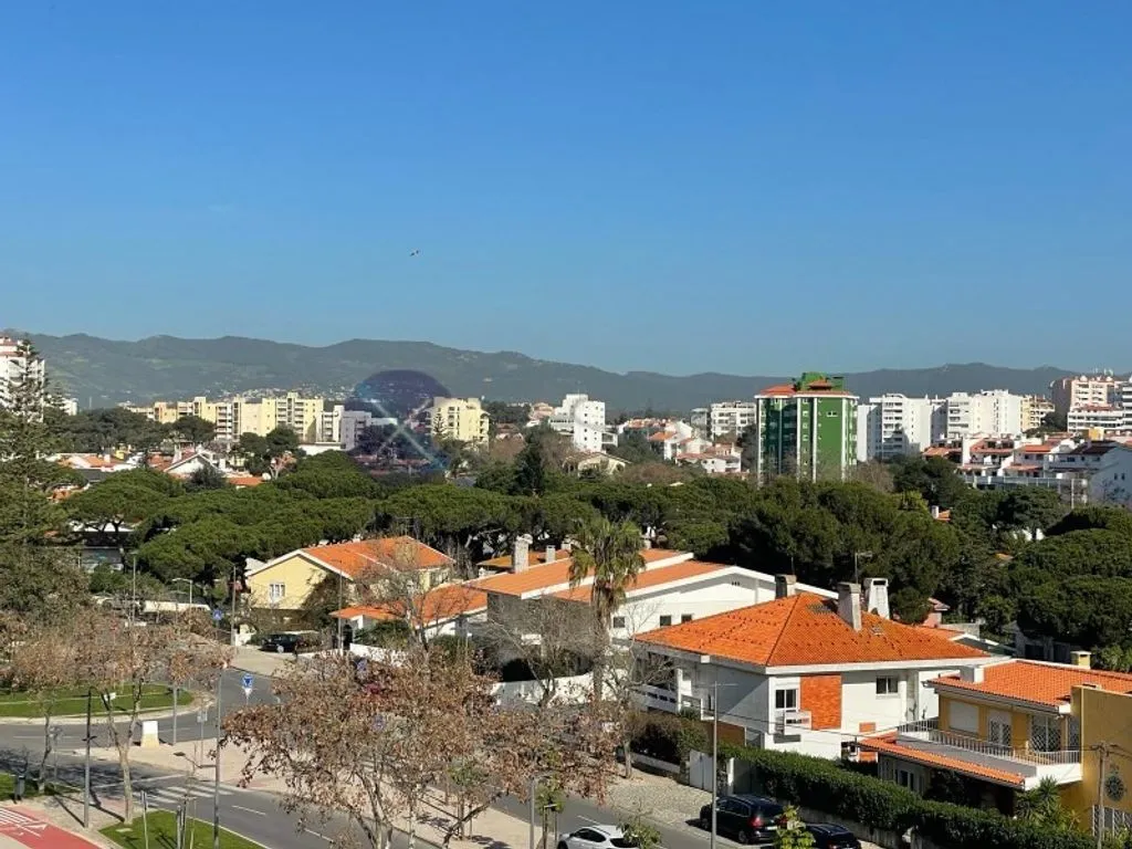 Luxury Duplex Flat with Rooftop in Cascais