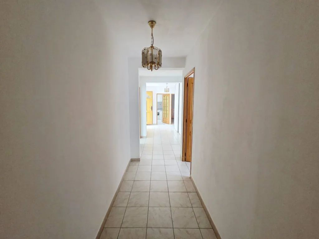 Esik - Villa with Double Garage in Saint-Marcel-sur-Aude