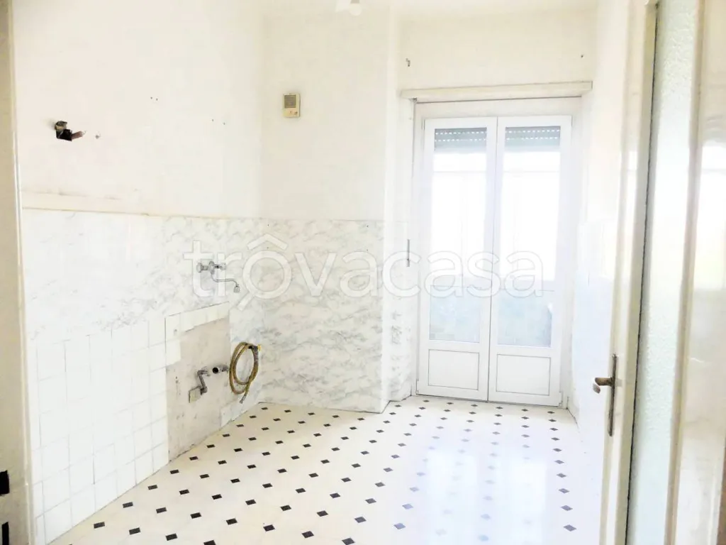 Vannitoad - Apartment with Balcony in Vercelli Centre