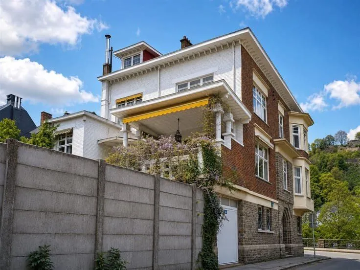 Välivaade - Mosan Villa with Development Potential in Jambes
