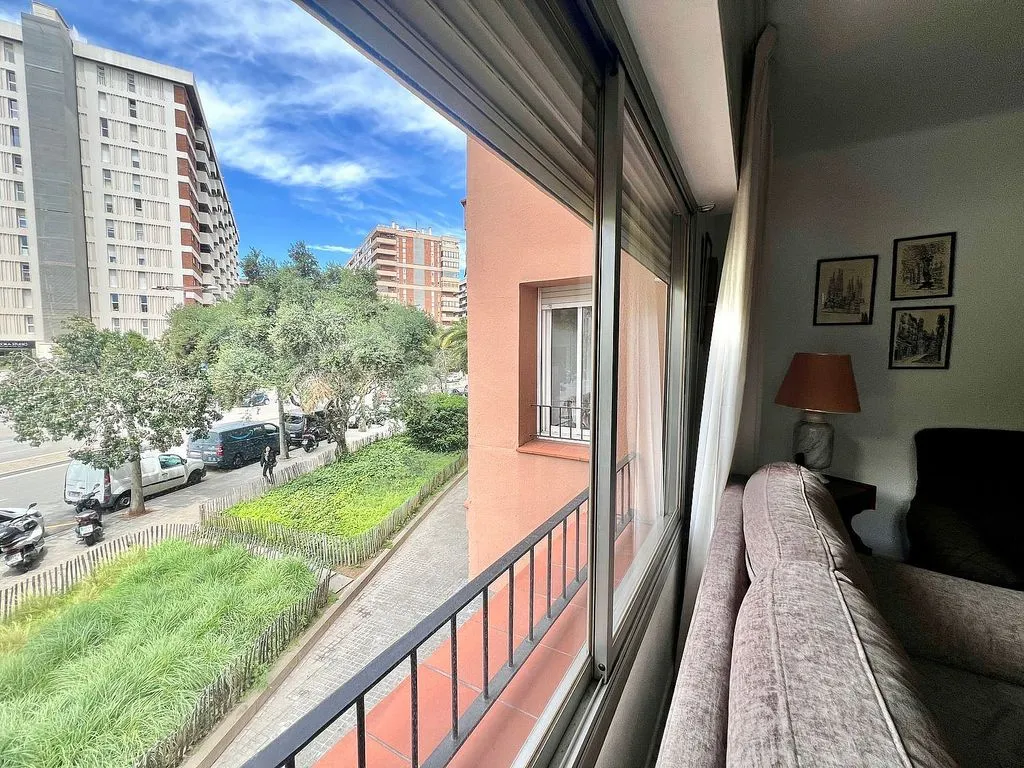Balcon - Apartment with Balcony in Les Corts