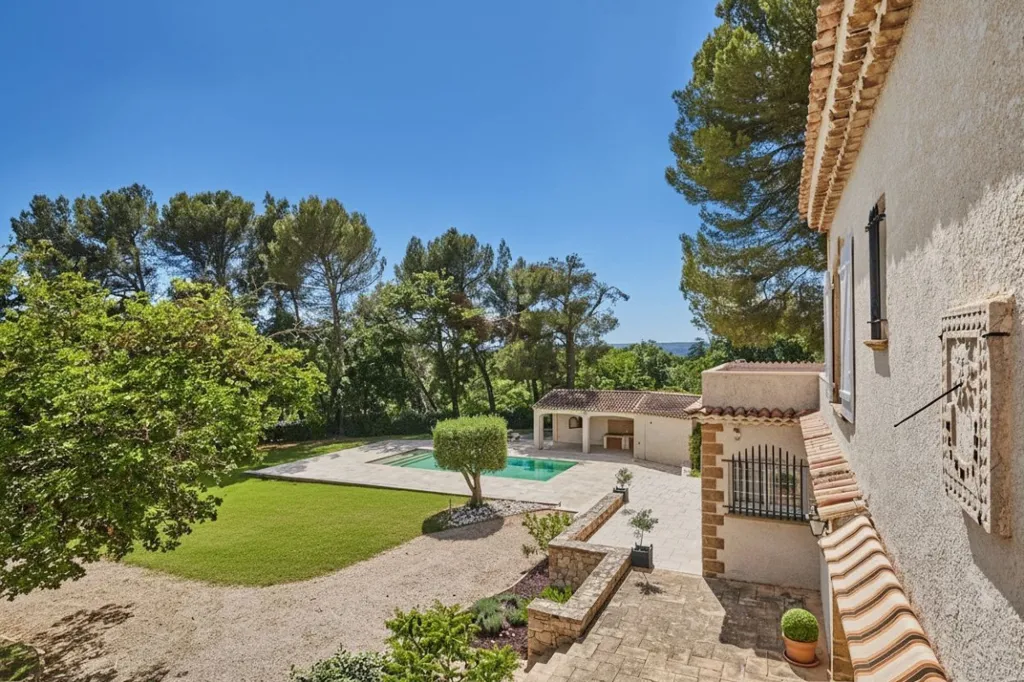 Pool - Secure Reception Property with Pool in Aix-en-Provence