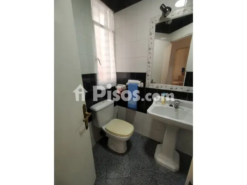 Bathrooms - Furnished Flat with Terrace in City Centre