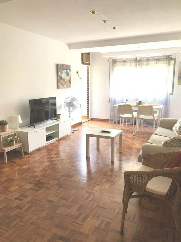 Living Room - Furnished Flat with Balcony in Albors