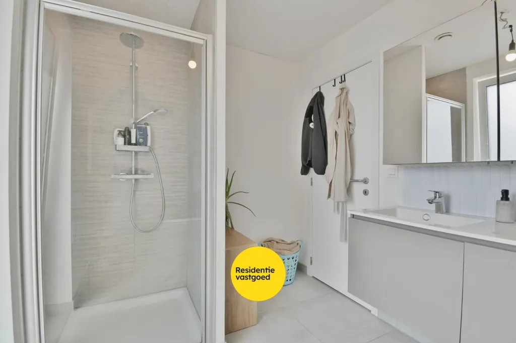 Bagni - Energy-Efficient Open Plan House in Westkerke