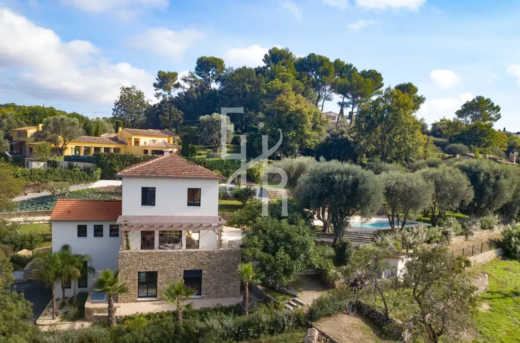Õhuvaade - Villa with Pool in Mougins