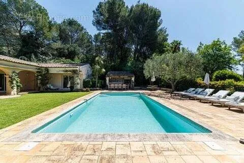 Piscine - Maison avec Vue Mer à Cannes