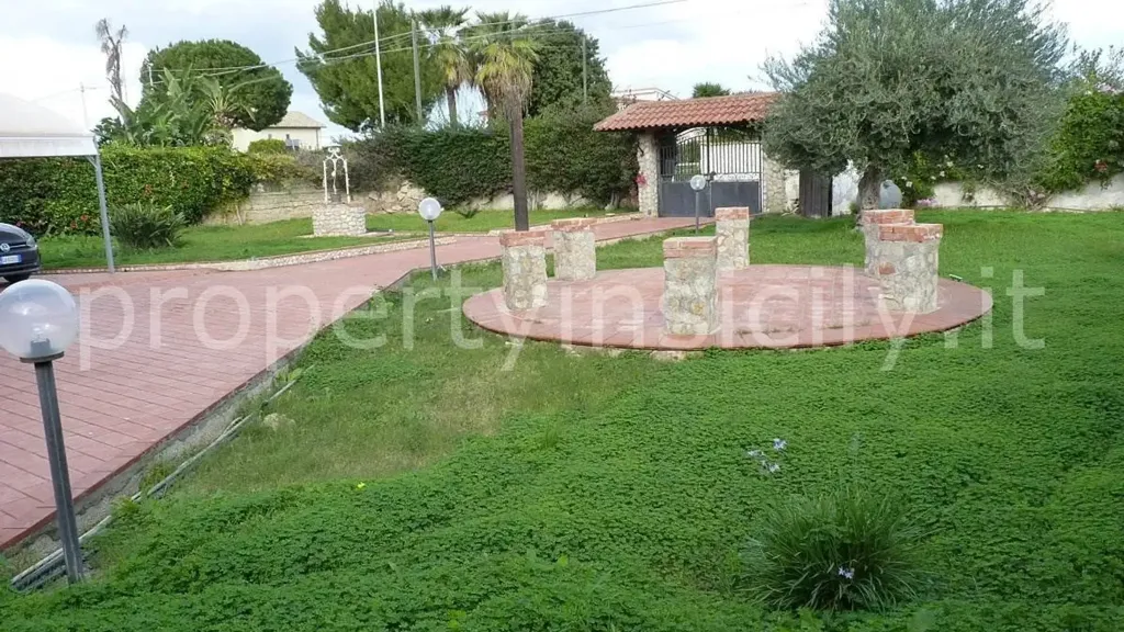 Aed - Villa with Sea View in Siracusa
