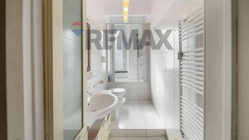 Salles de bain - Restored Two-Bedroom in Sesto San Giovanni