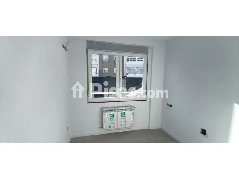 Stanze - New Flat with Ascender in Esteiro