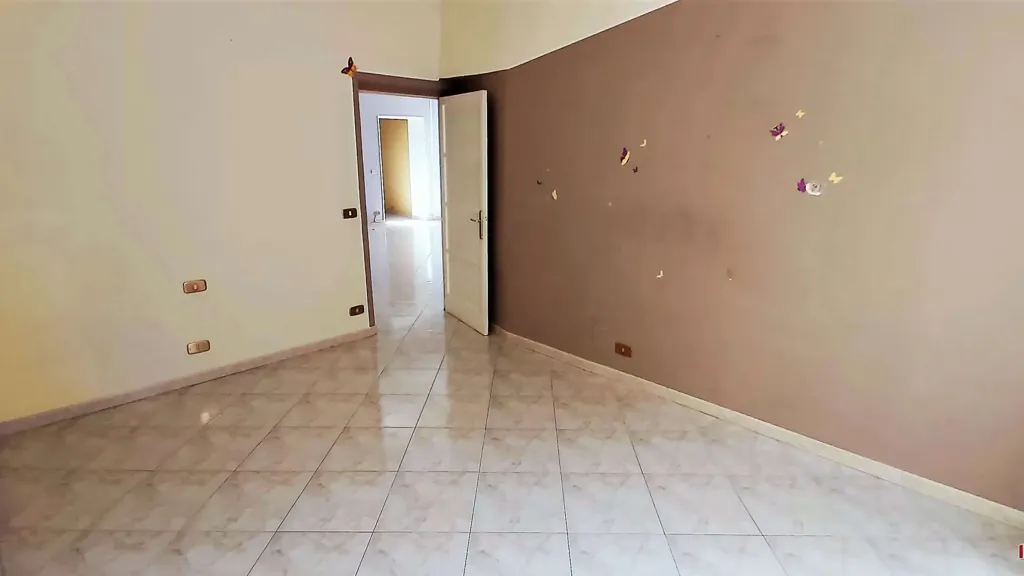 Toad - Spacious Apartment with Central Location in Campomorone