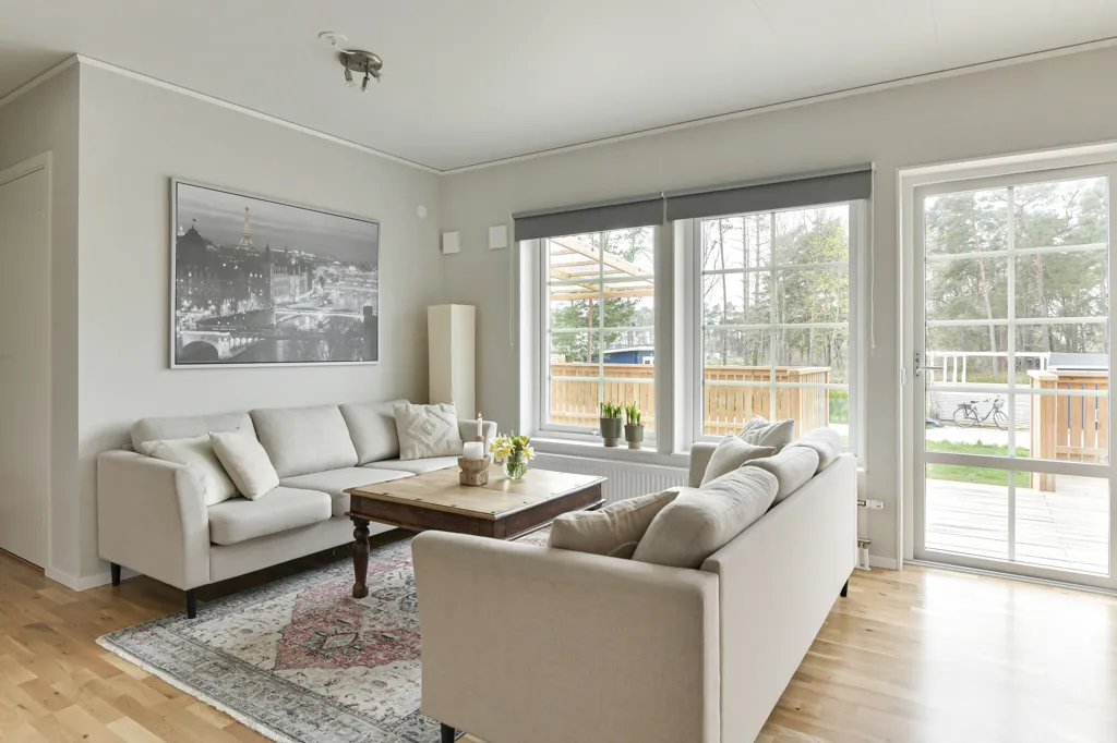 Elutuba - Newly Built Villa with Garden in Väskinde