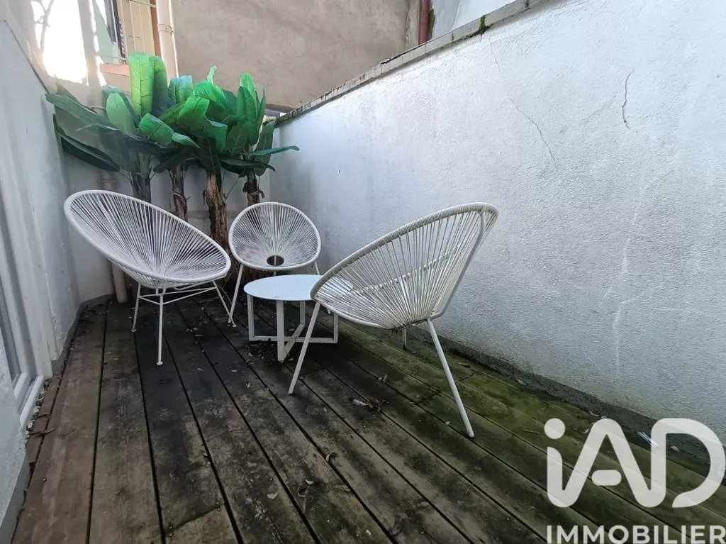 Terrass - Haussmannian Style Flat with Balcony in Vichy