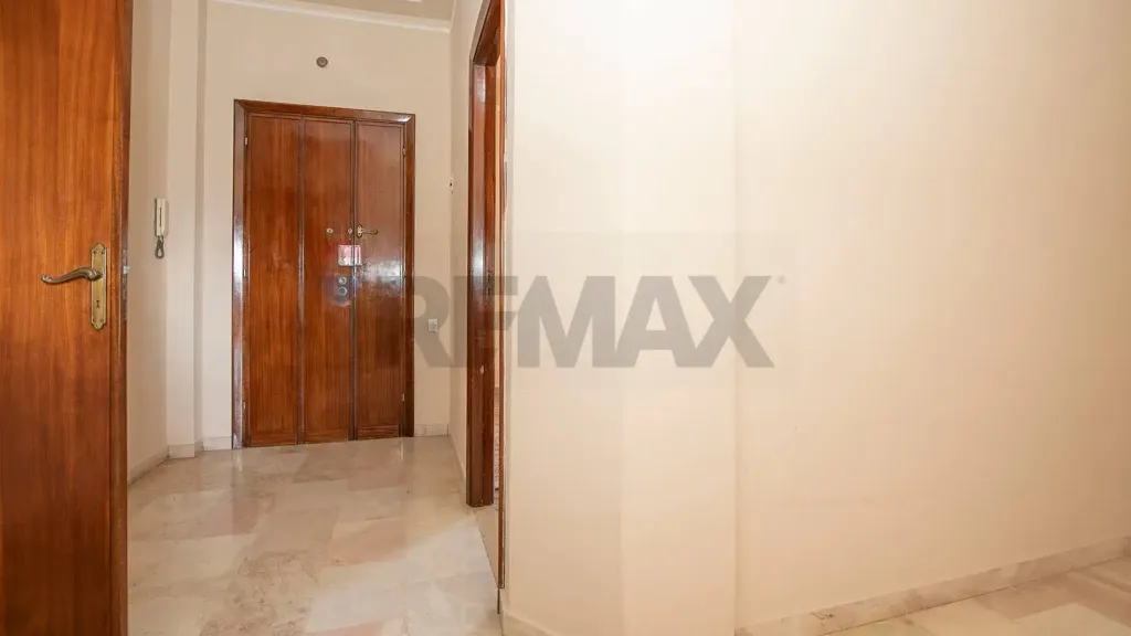 Entrée - Spacious Apartment with Balcony in Novi Ligure
