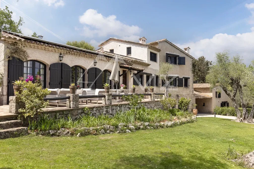 Extérieur - Villa avec Piscine à Valbonne, Proche du Village