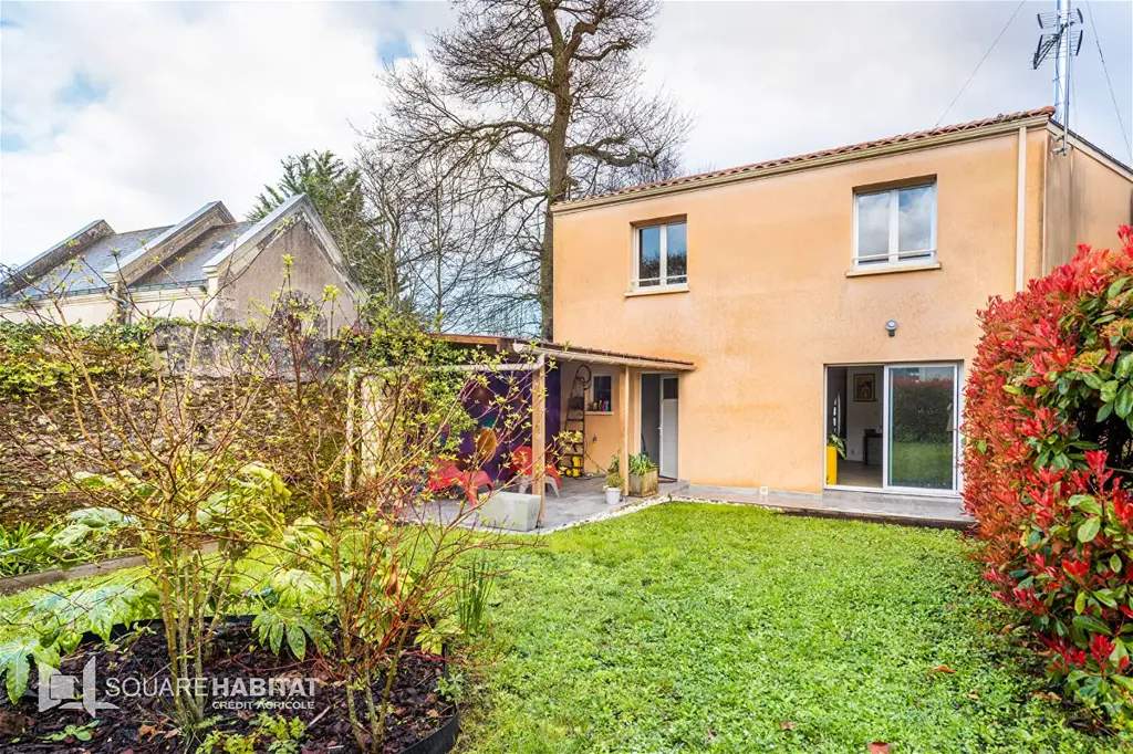 Giardino - Contemporary House with Garden in Rezé