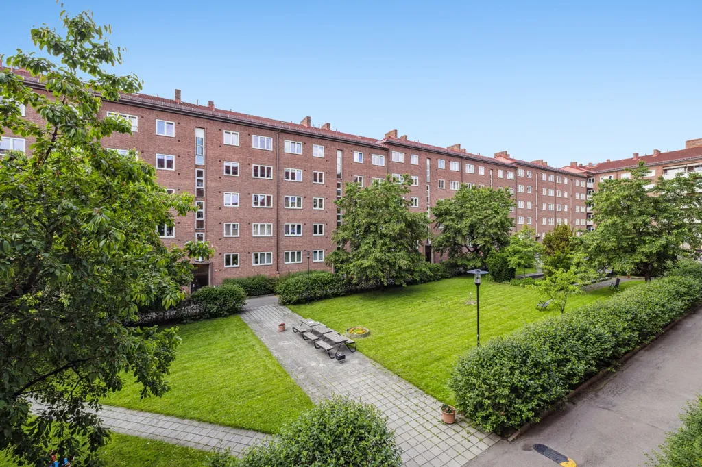 Jardin - Spacious 2-Bedroom Flat with Garden in Tøyen