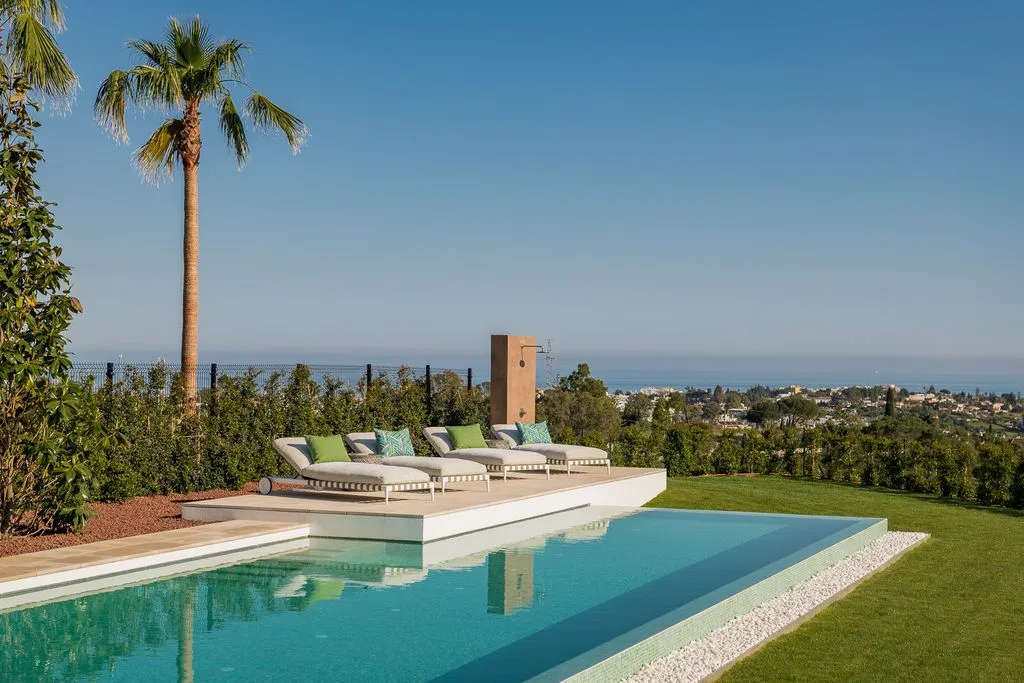 Piscine - Ultra-modern Villa with Panoramic Views in Benahavís