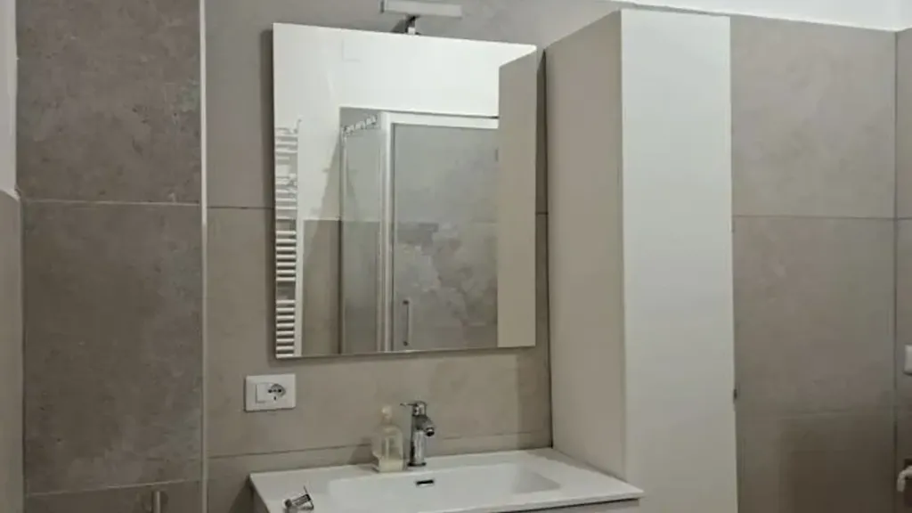 Salles de bain - Student-Exclusive Flat with Private Garden in Cassino