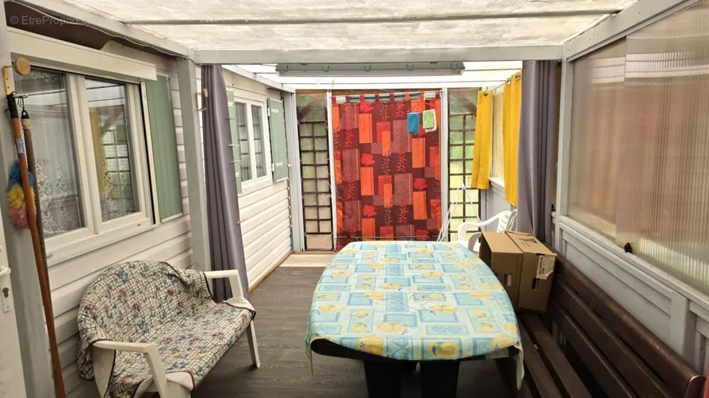 Terrass - Leisure Plot with Mobil Home near St Pierre